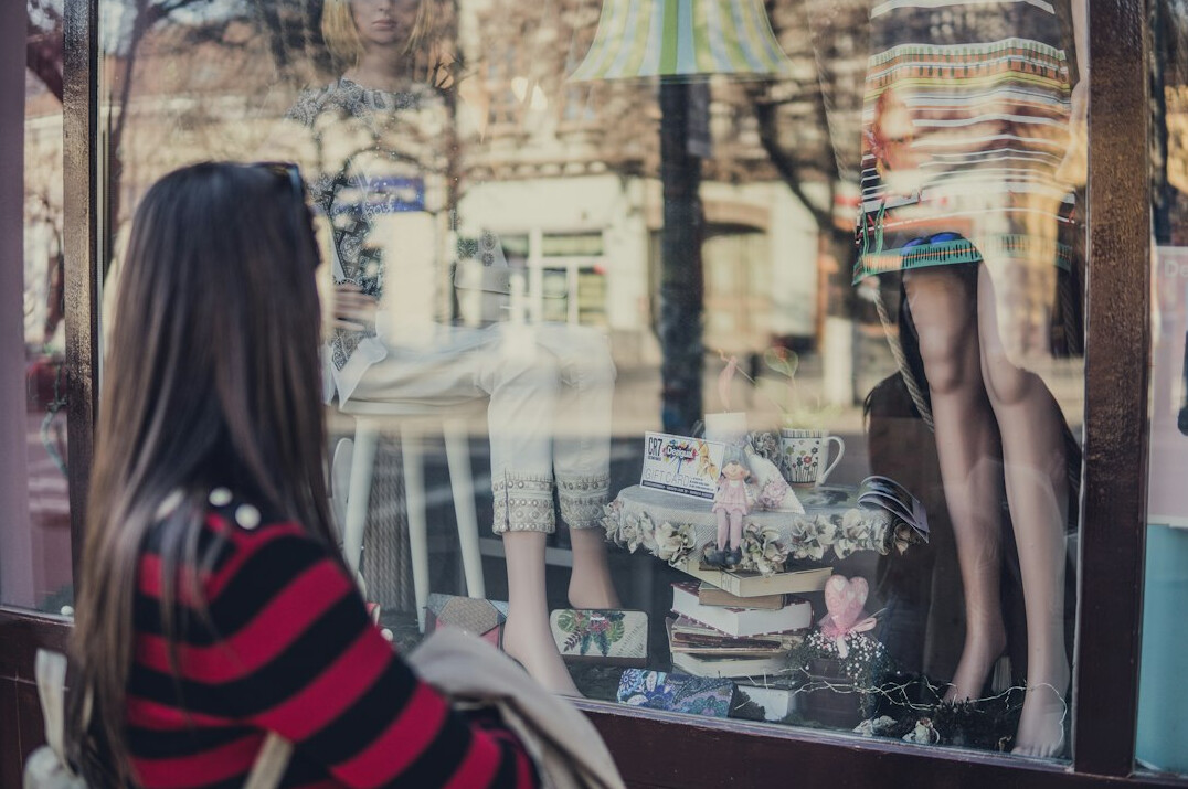Store window display of a boutique